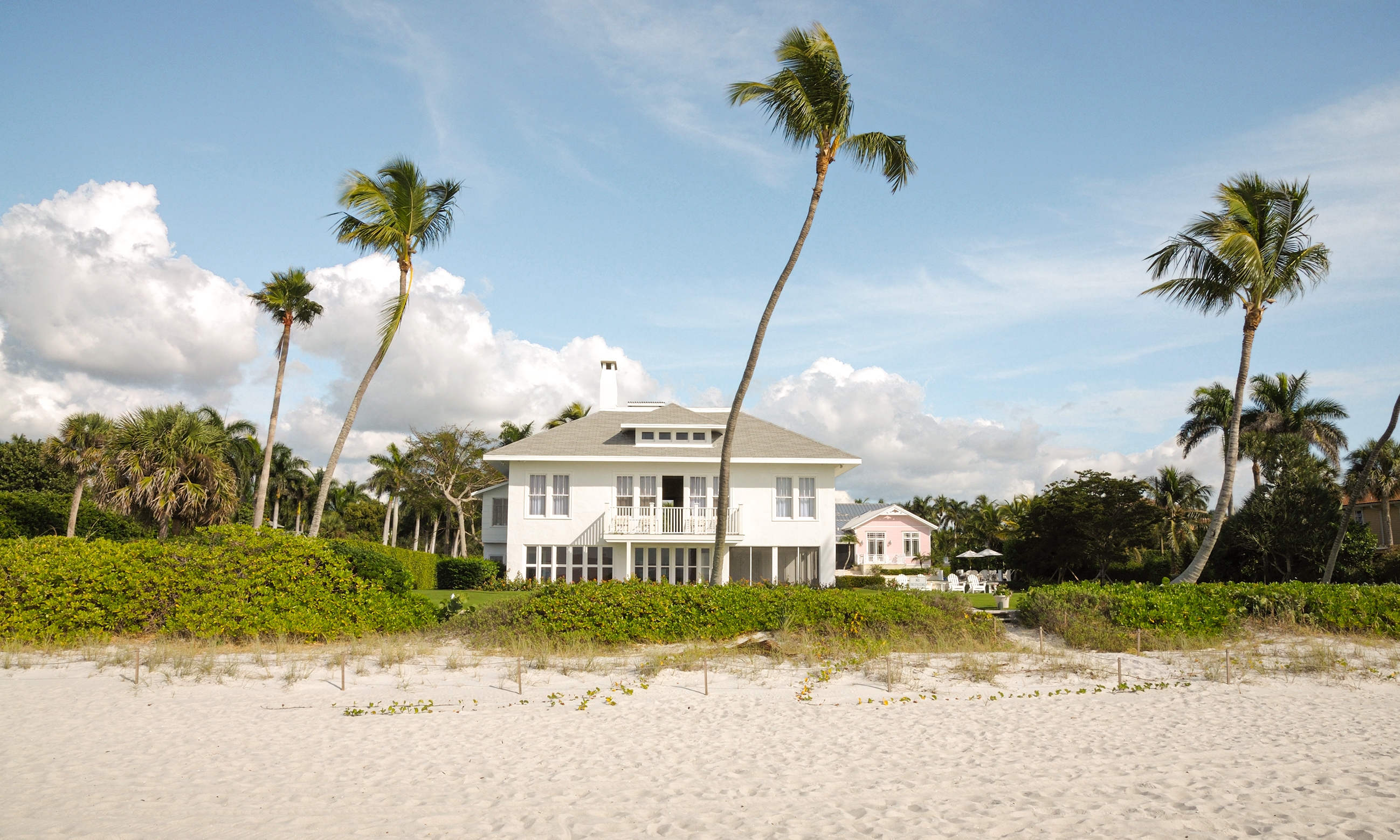 Hermoso hogar lejos del hogar a 15 minutos de la playa. - Casas en alquiler  en Sunrise, Florida, Estados Unidos - Airbnb