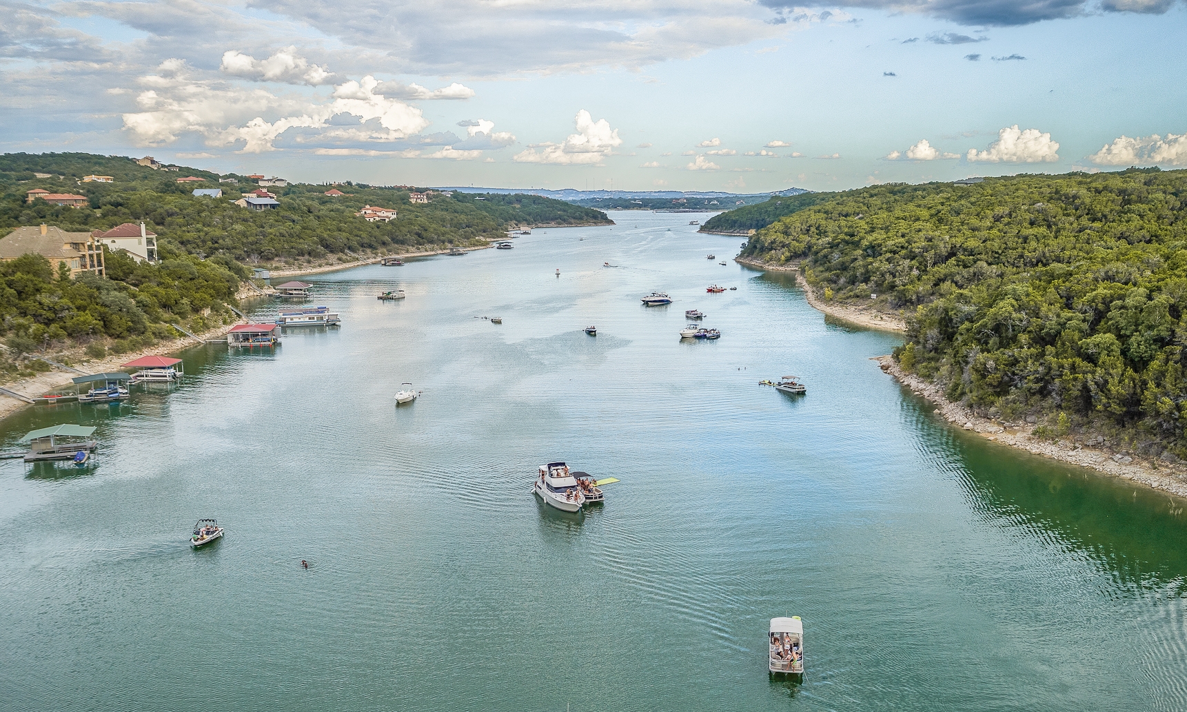 airbnb lake travis yacht