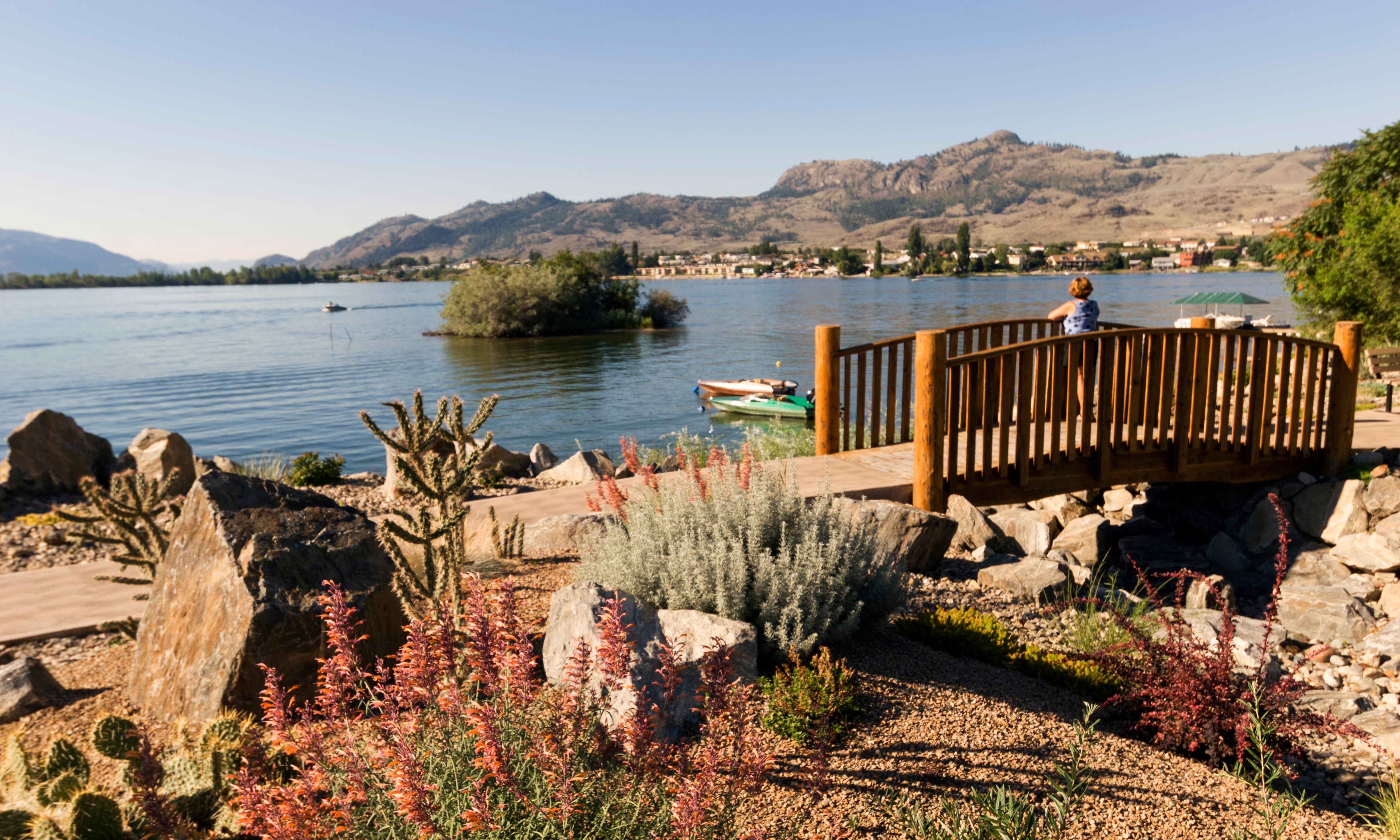 Coyote's Gift Shop - Destination Osoyoos