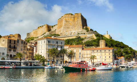 Станови за изнајмување во Corsica