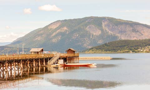 Vacation rentals in Salmon Arm
