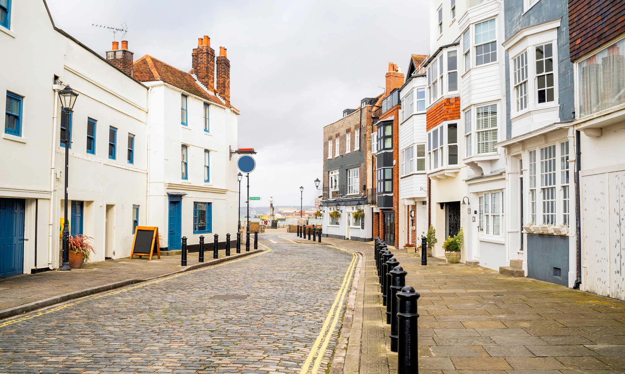 Portsmouth House Vacation Rentals - England, United Kingdom | Airbnb