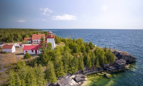 Cabin and cottage vacation rentals in Manitoulin Island