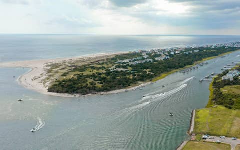 Vacation rental beach houses in Holden Beach