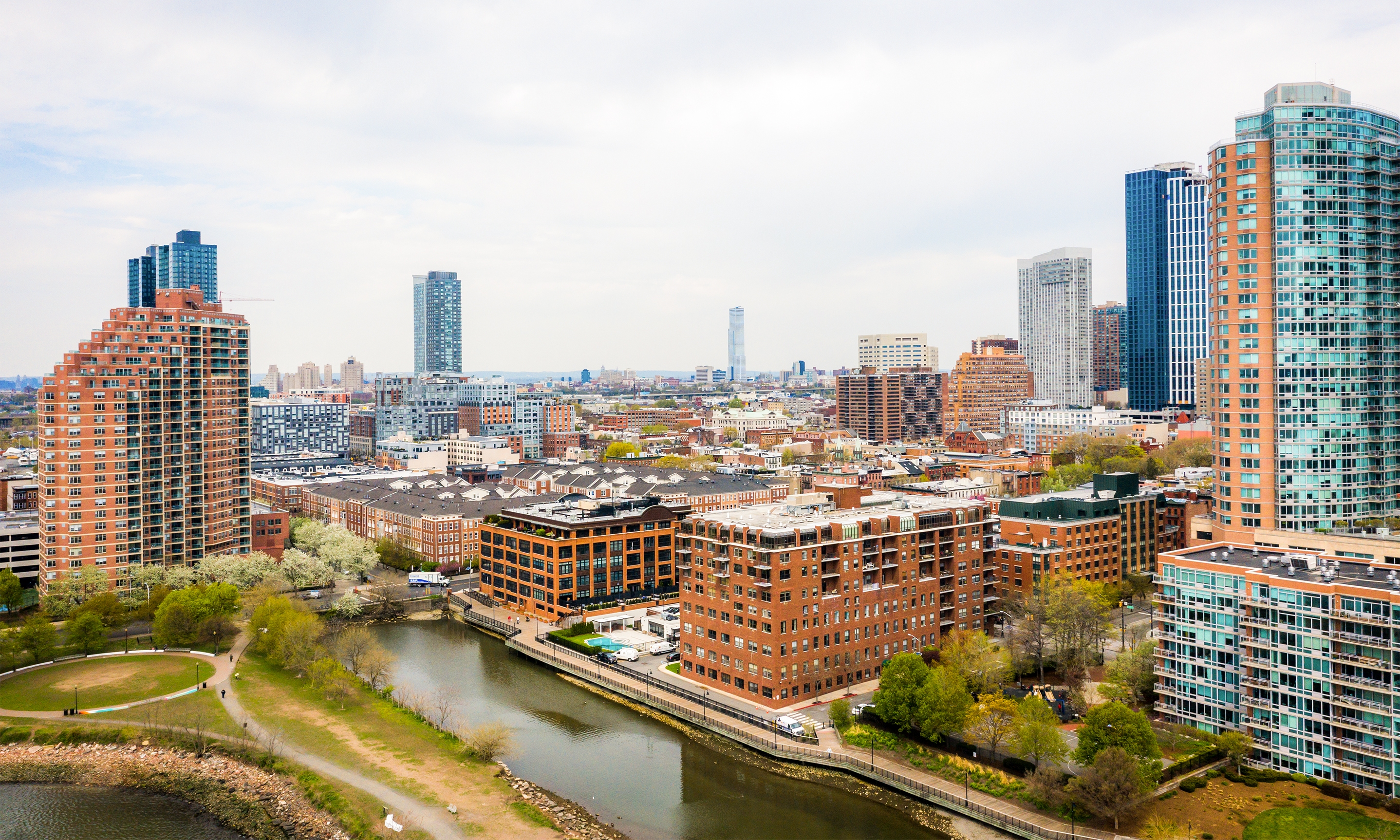 Where to Go on Jersey City's Grove Street - The New York Times