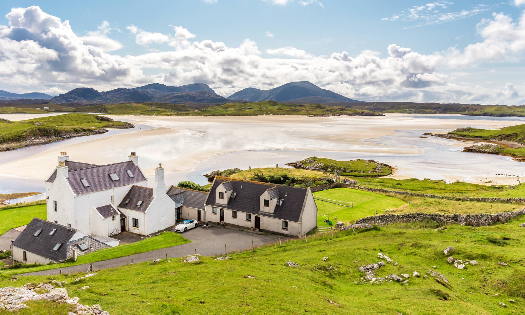 Holiday rentals in Harris