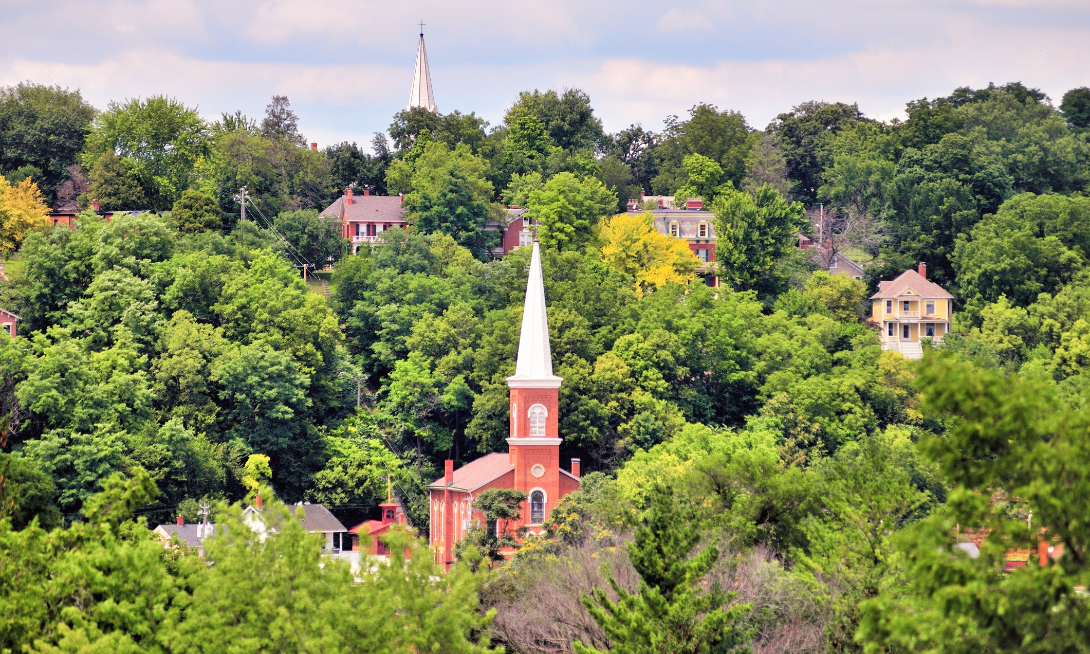 Galena, Illinois: Downtown Charm, Resort Life, Hiking and Wineries