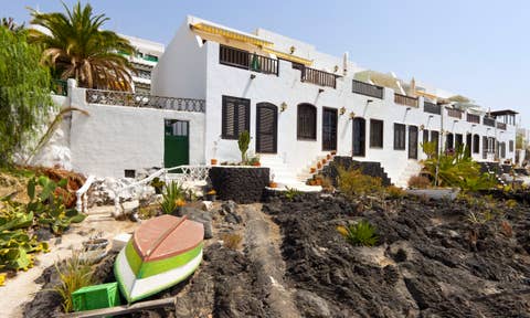 Alojamientos vacacionales frente a la playa en Puerto del Carmen