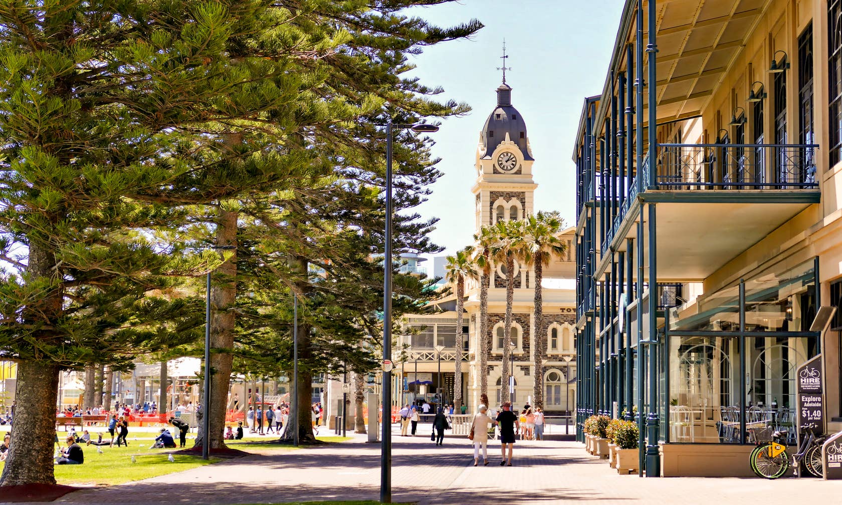 Holiday rental apartments in Glenelg