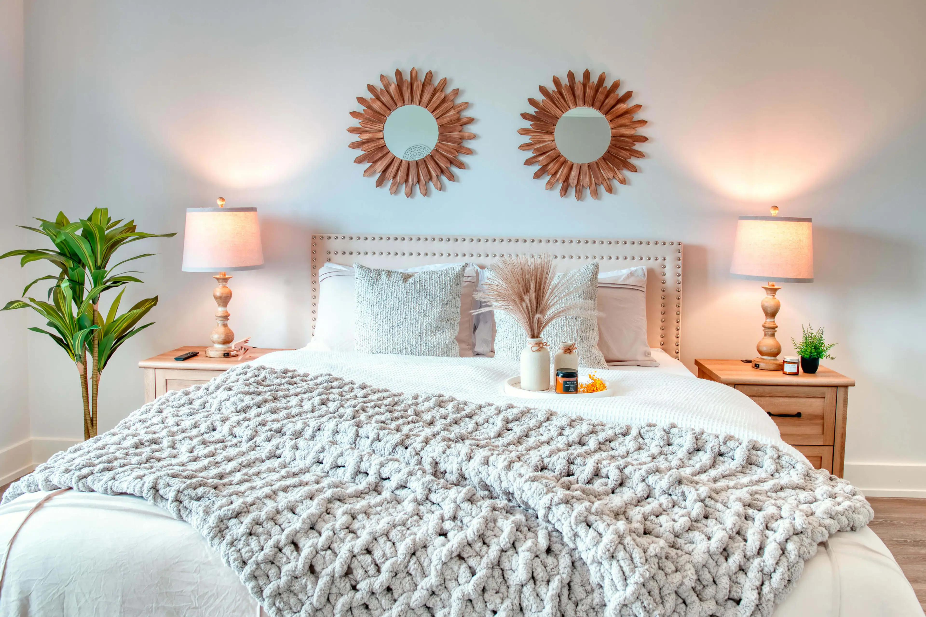 Alta Vista Model Suite, Bedroom