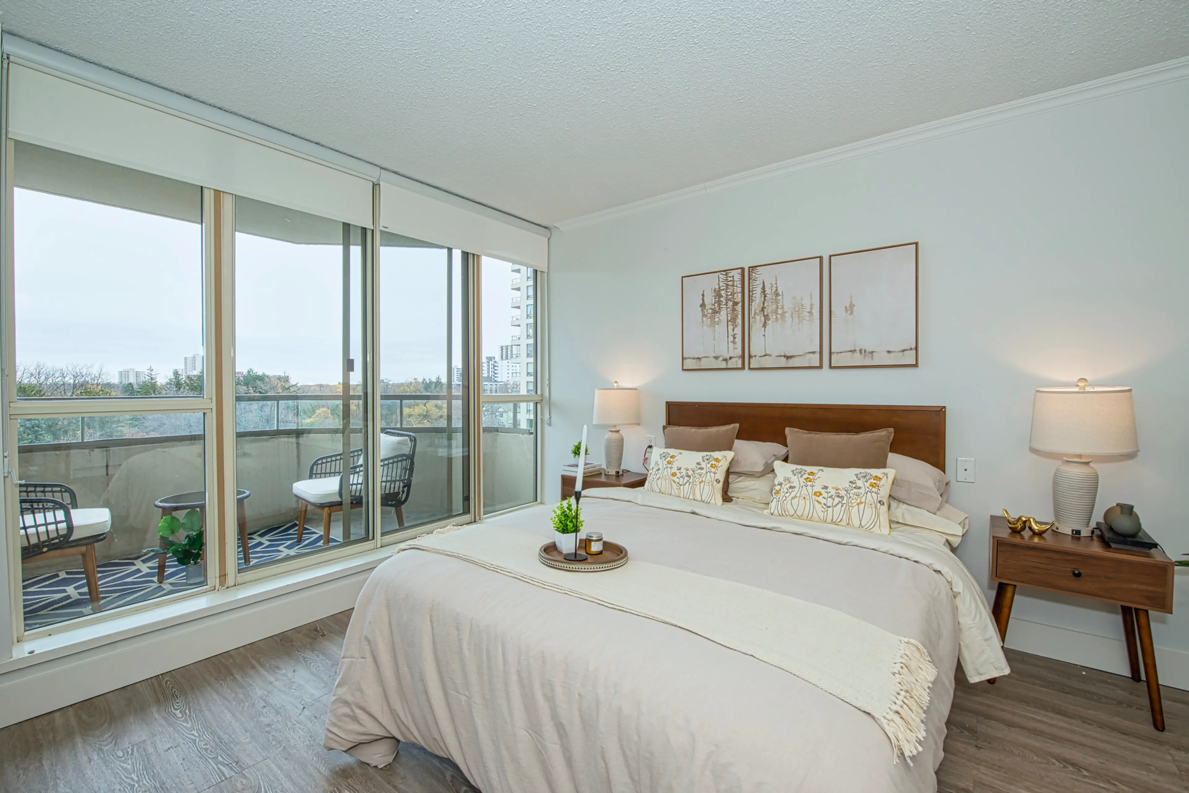 Missisauga Venvi King Gardens Retirement Model Suite Bed