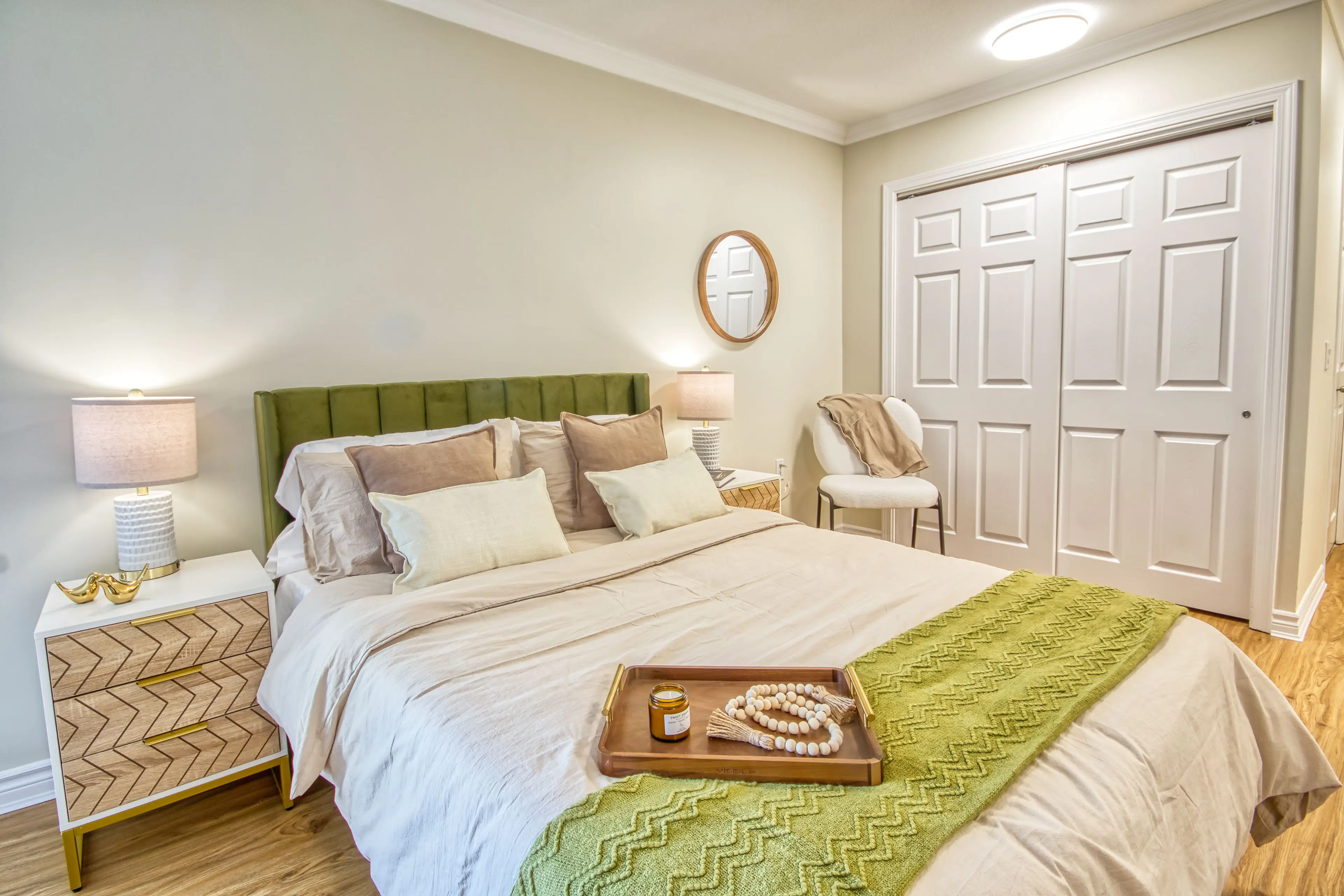 Bedroom, Hollyburn House, West Vancouver