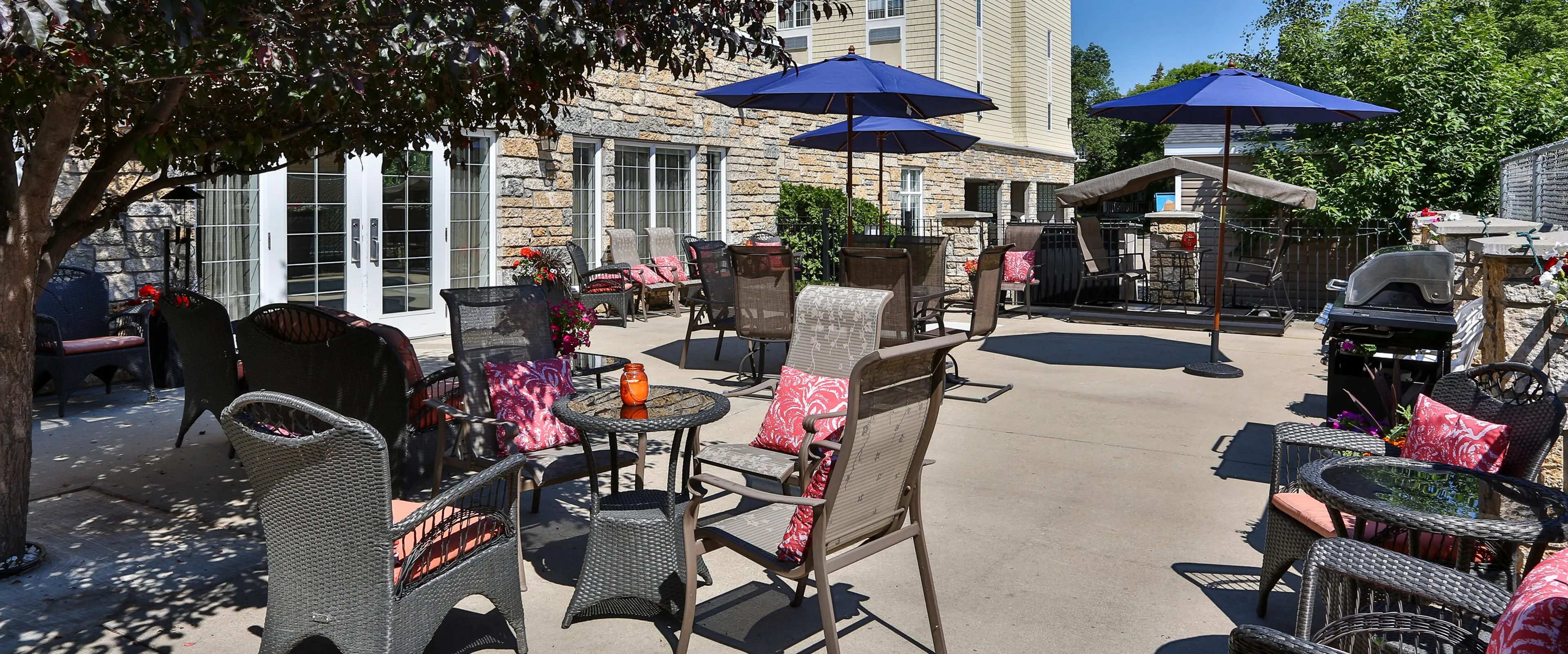 Patio, The Bentley Moose Jaw, Saskatchewan