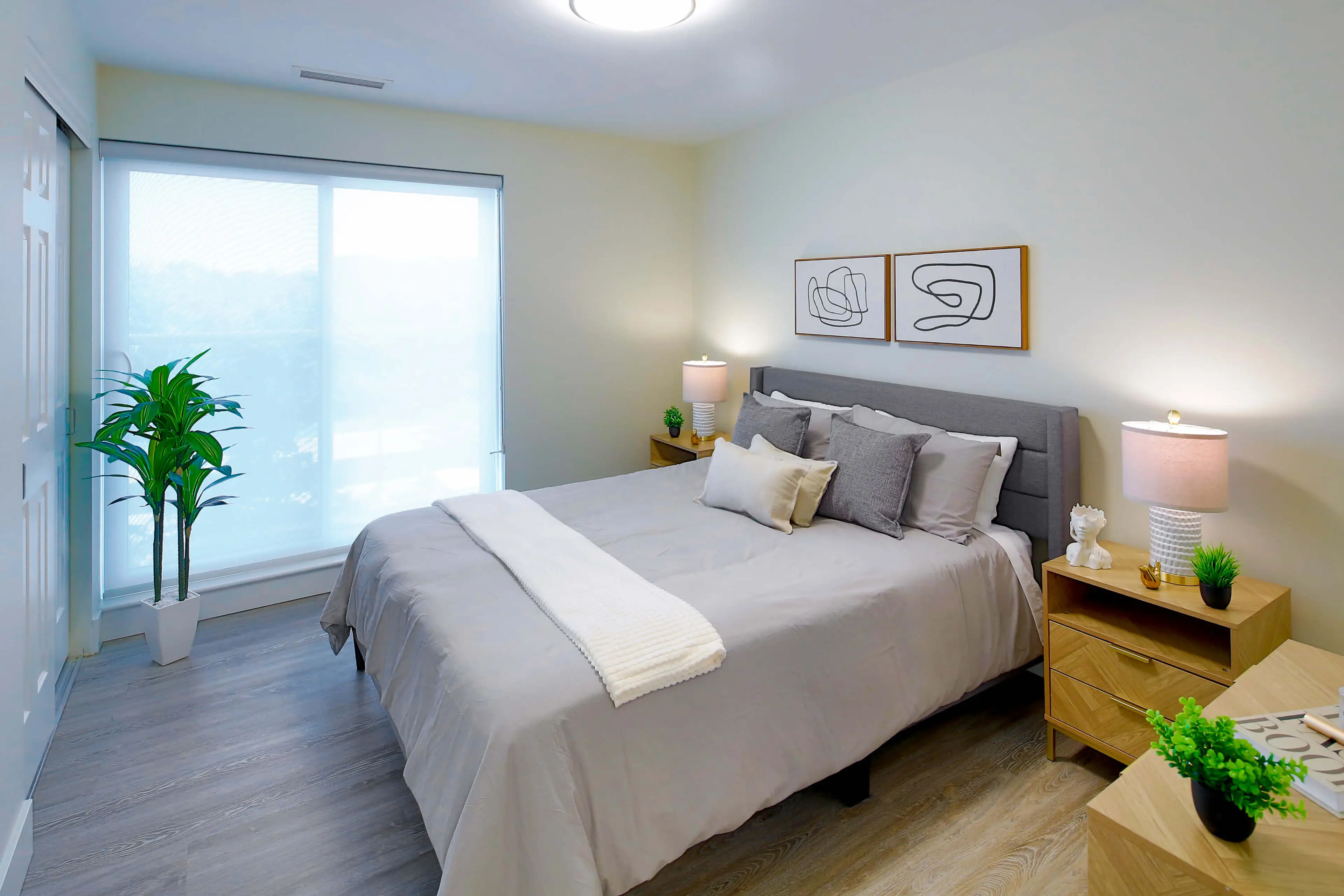 Model Suite, Bedroom, Greenway, Brampton