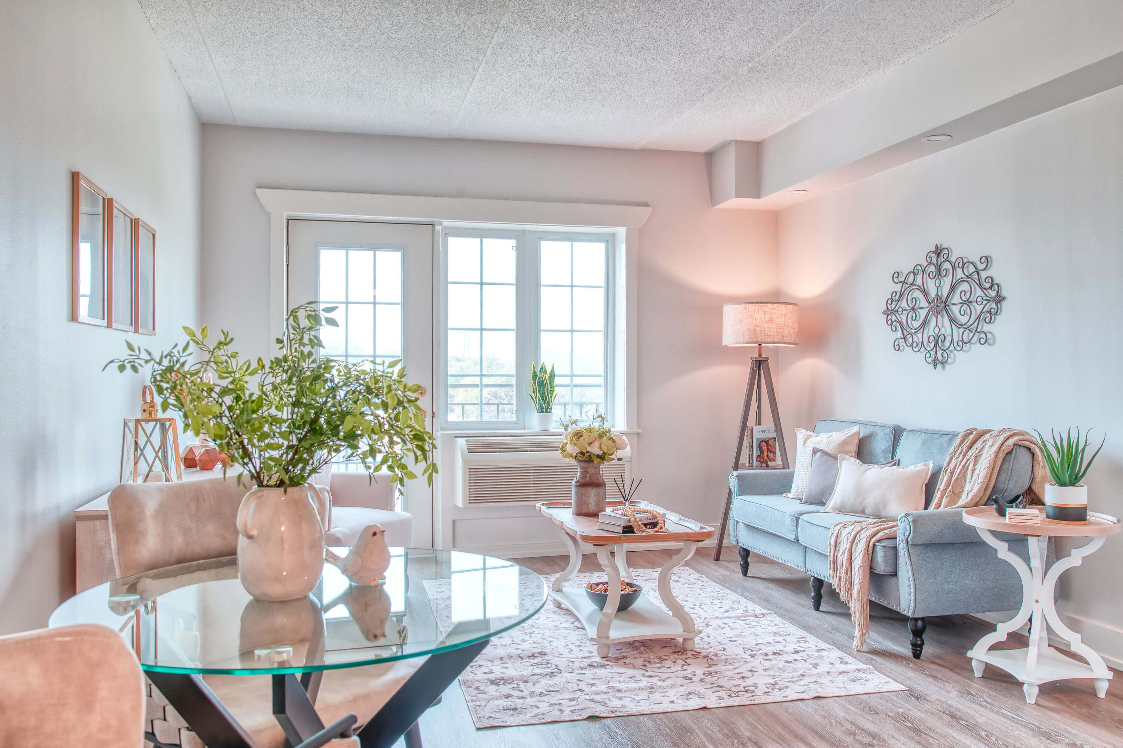 Alta Vista Model Suite, Living Room