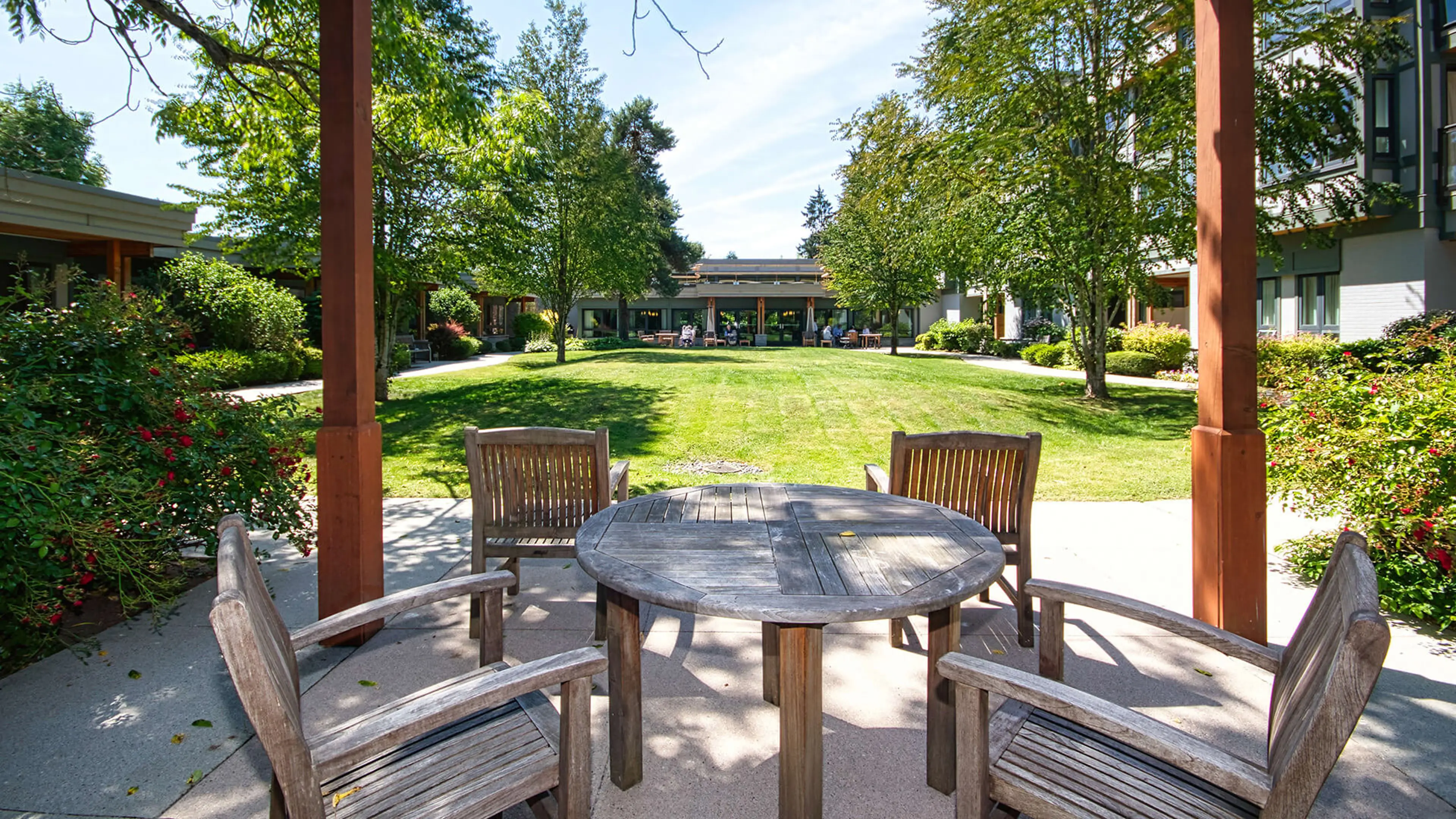 Patio Courtyard, Crofton Manor, Vancouver