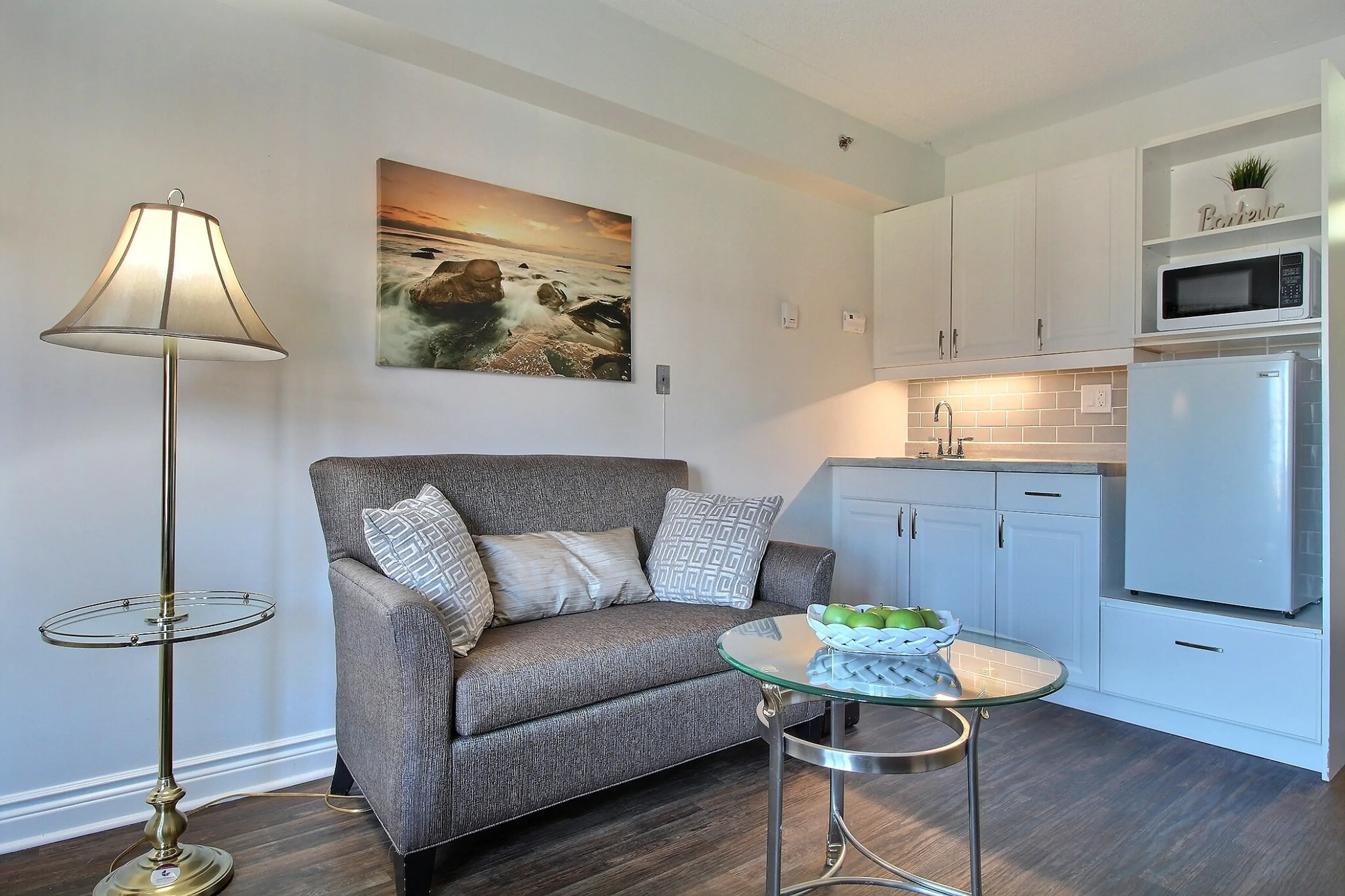 Kitchenette, Belcourt, Orléans
