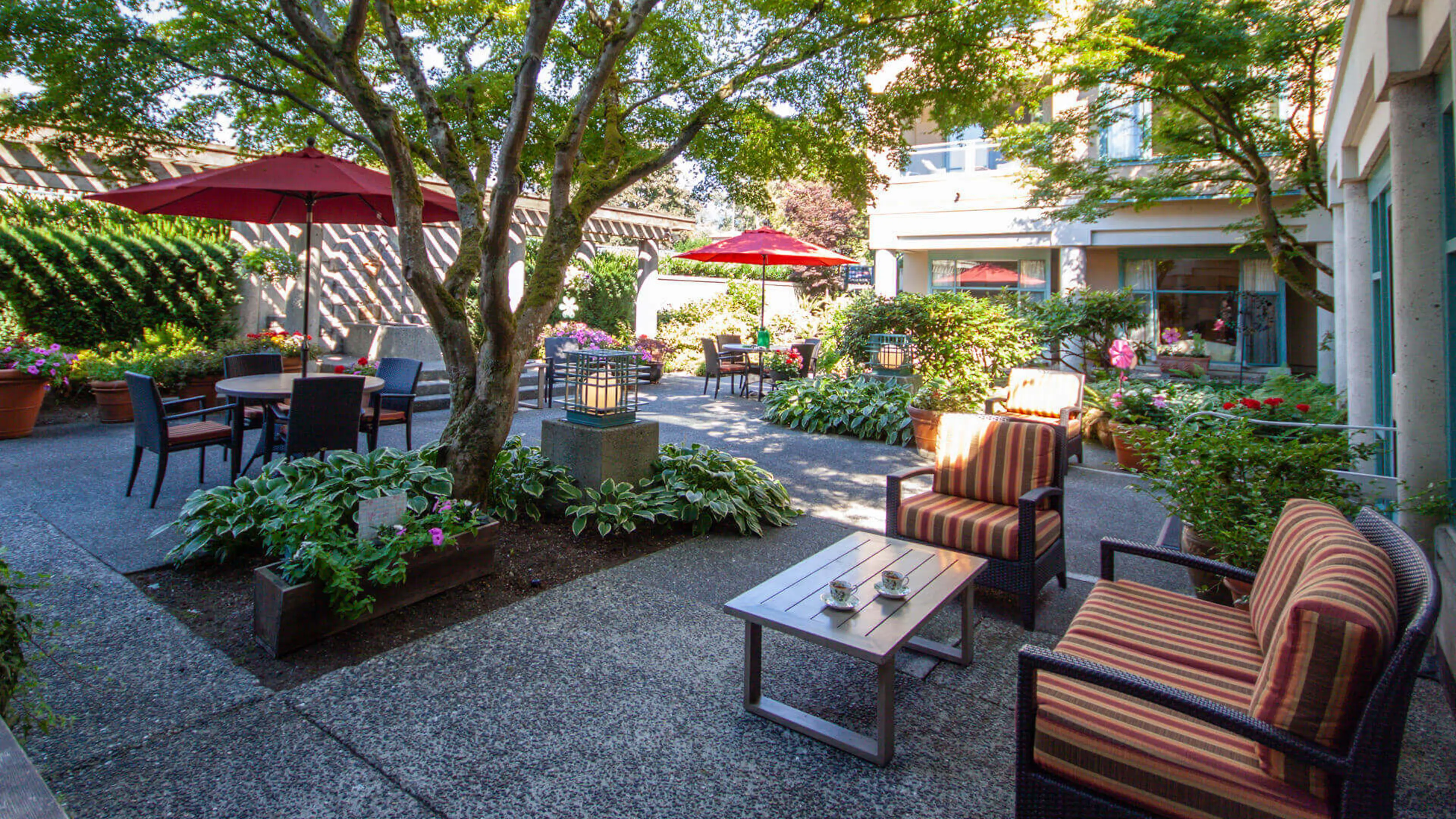 Hollyburn House Patio