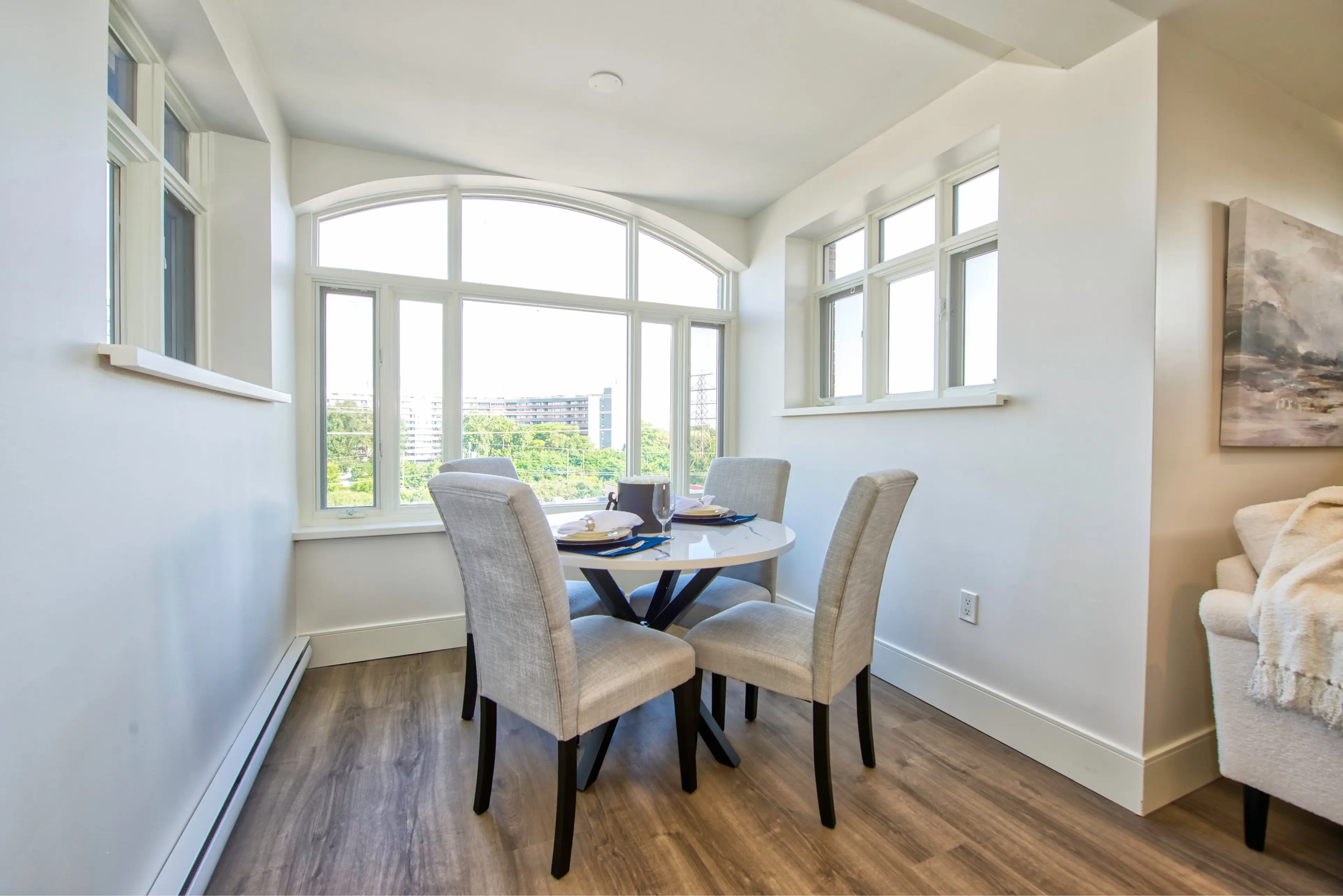 Penthouse Dining Room, Kingsway, Etobicoke