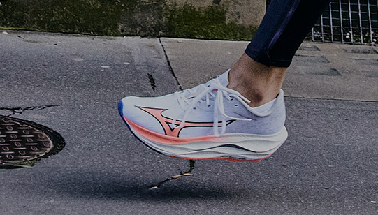 Men's Wave Rebellion Flash 3 Running Shoe - Mizuno Canada