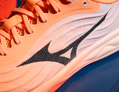 Wave Luminous Elite Volleyball Shoe - Mizuno USA