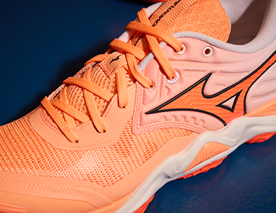 Wave Momentum Elite Unisex Volleyball Shoe - Mizuno USA