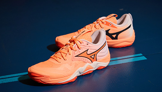 バレーボールシューズ Mizuno WAVE MOMENTUM ELITE Wave Momentum Elite Unisex Volleyball Shoe - Mizuno Canada