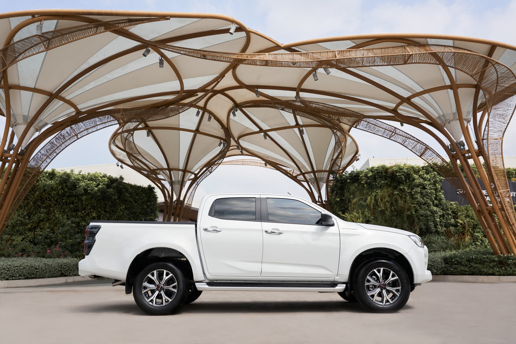 4Doors_Hi-lander_MAY_04