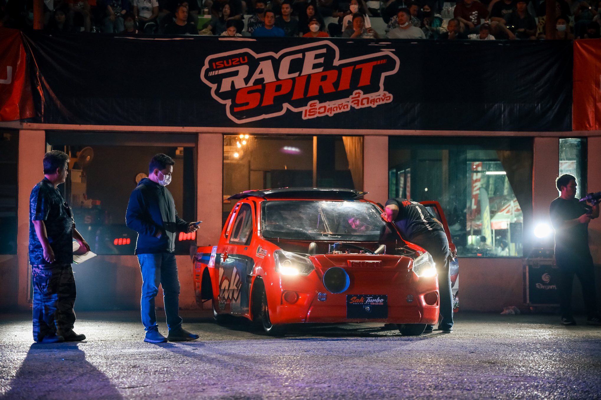 อีซูซุระเบิดความมันส์! ท้าประลองความเร็วในการแข่งขัน ISUZU RACE SPIRIT 2022  รอบชิงชนะเลิศ ค้นหาสุดยอดรถ “อีซูซุ ดีแมคซ์” เร็วสุดขีด จี๊ดสุดขั้ว