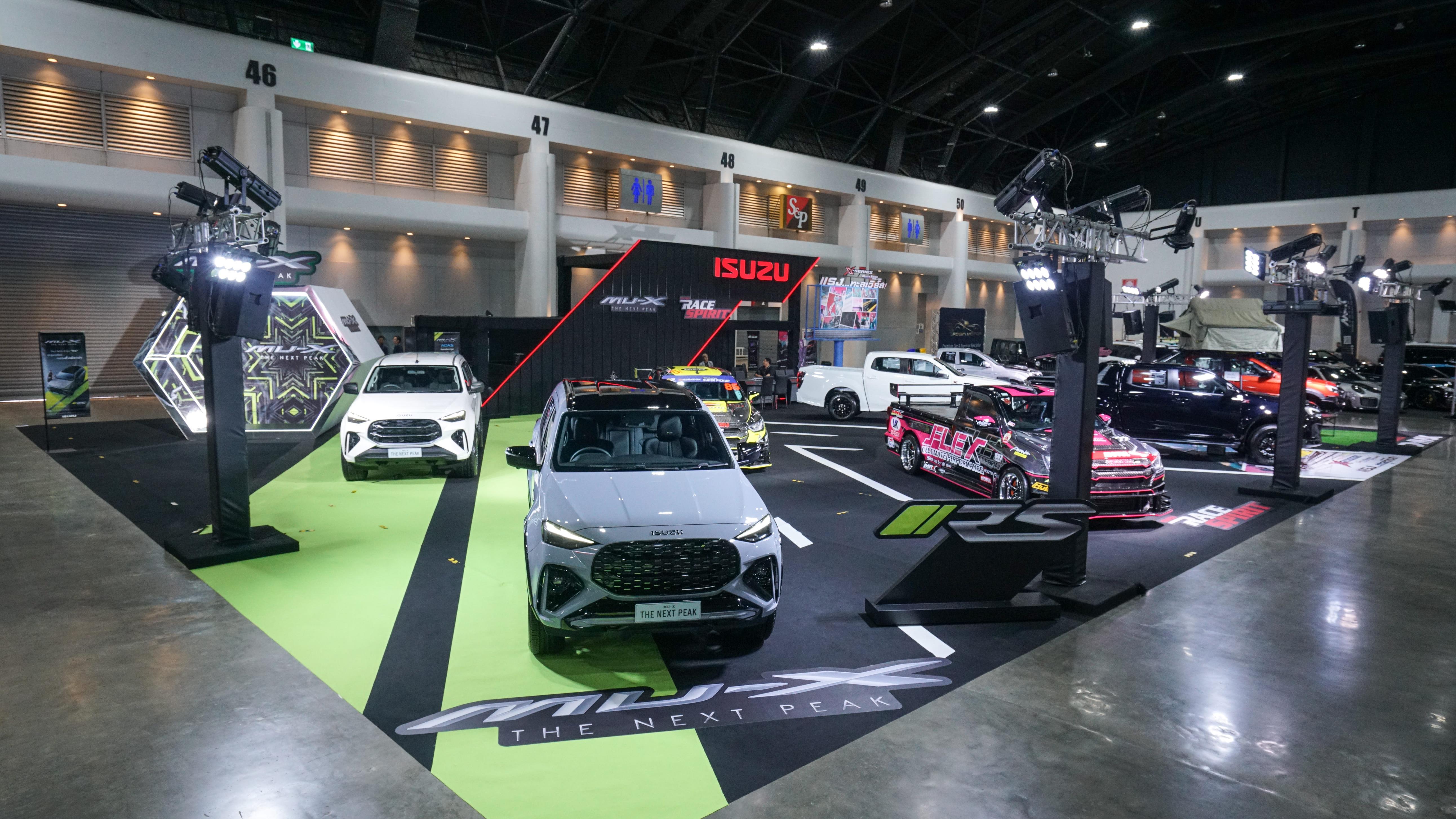 อีซูซุจัดเต็มรถแต่งแน่นบูธ พร้อมอวดโฉม NEW! MU-X "THE NEXT PEAK" ในงาน Bangkok Auto Salon 2024