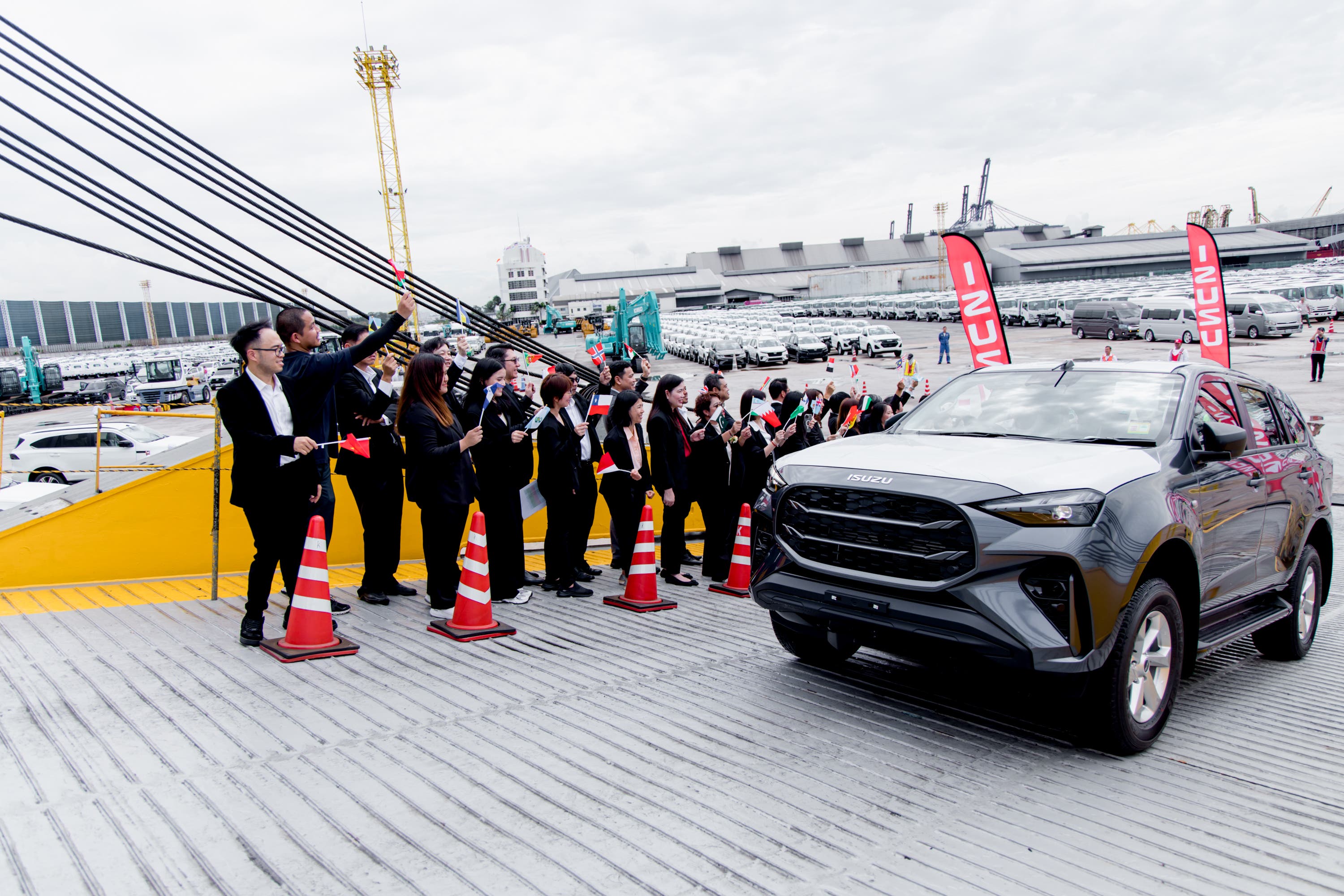 อีซูซุขับเคลื่อนเศรษฐกิจ ส่งออกรถจากฐานการผลิตไทยไปตลาดโลกครบ 3 ล้านคัน