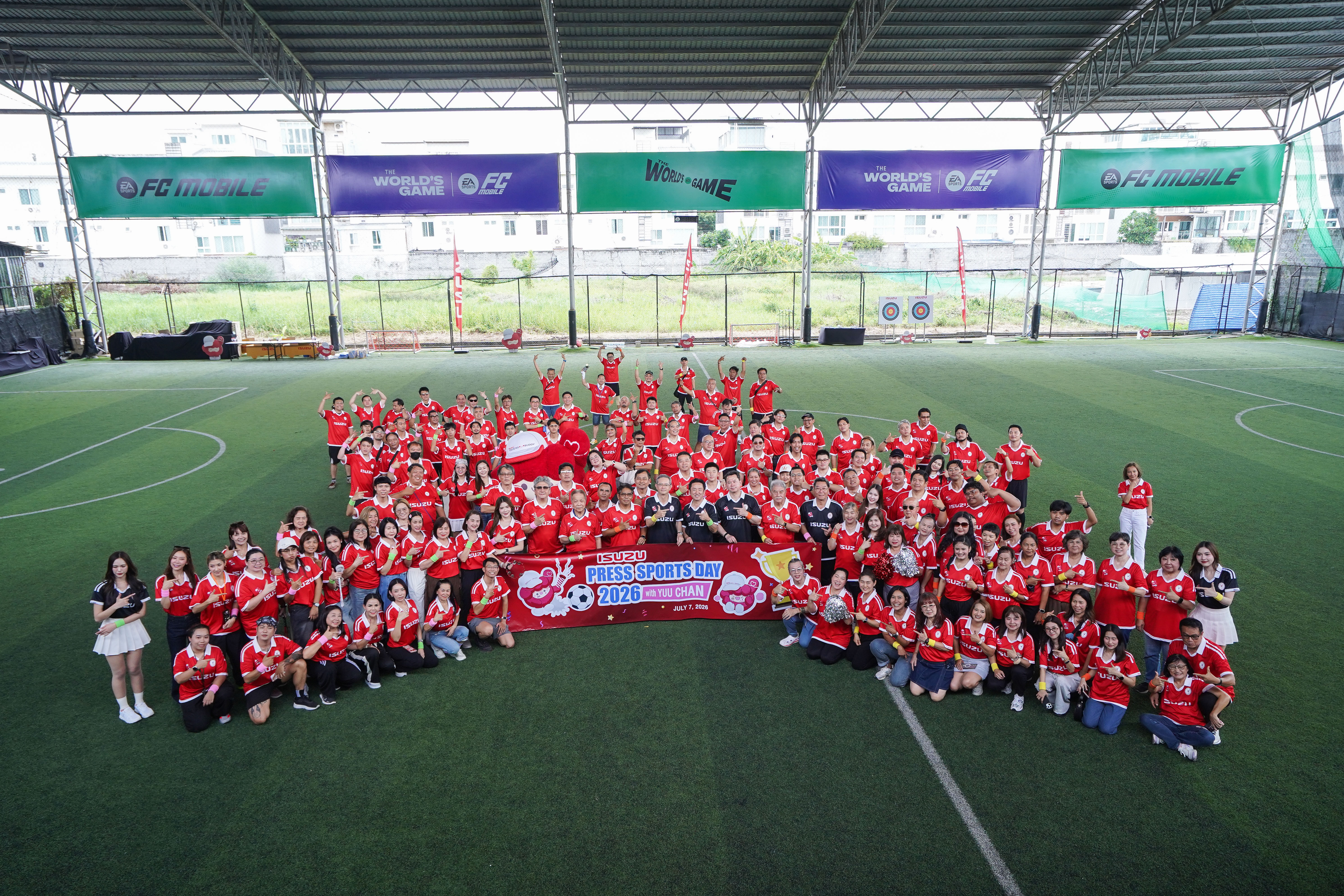 อีซูซุ-สื่อมวลชนลงสนามกระชับมิตรกับงาน “Isuzu - Press Sports Day 2026 with Yuu Chan”พร้อมเกมส์สนุกมากมาย