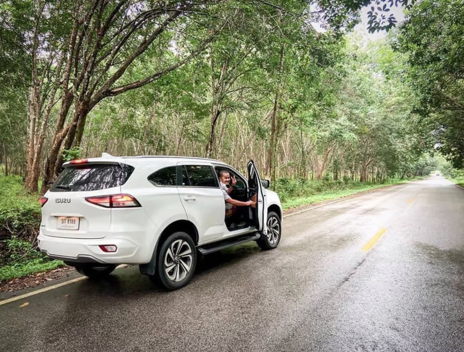 จริงหรือไม่?...เข้าเกียร์ว่างแล้วปล่อยไหล ช่วยประหยัดน้ำมัน