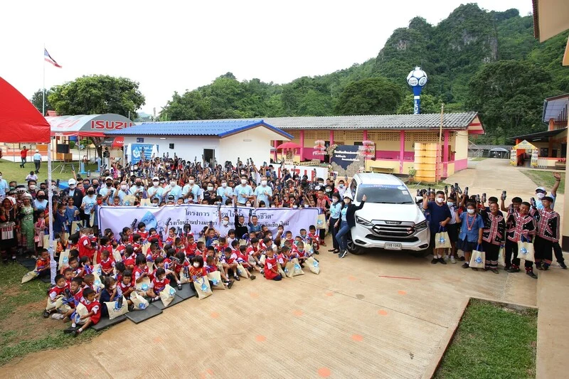 อีซูซุสานต่อโครงการ “อีซูซุให้น้ำ...เพื่อชีวิต” ต่อเนื่องโรงเรียนที่ 40 ส่งมอบระบบน้ำดื่มสะอาดครบวงจรแก่โรงเรียนบ้านปางมะเยา อำเภอเชียงดาว จังหวัดเชียงใหม่