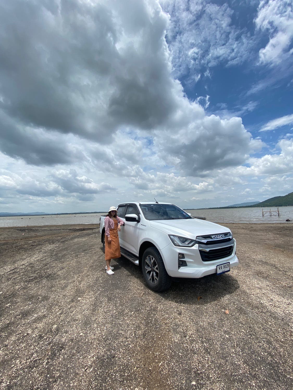 น้องนำโชค รถคู่ใจไปไหนไปกัน