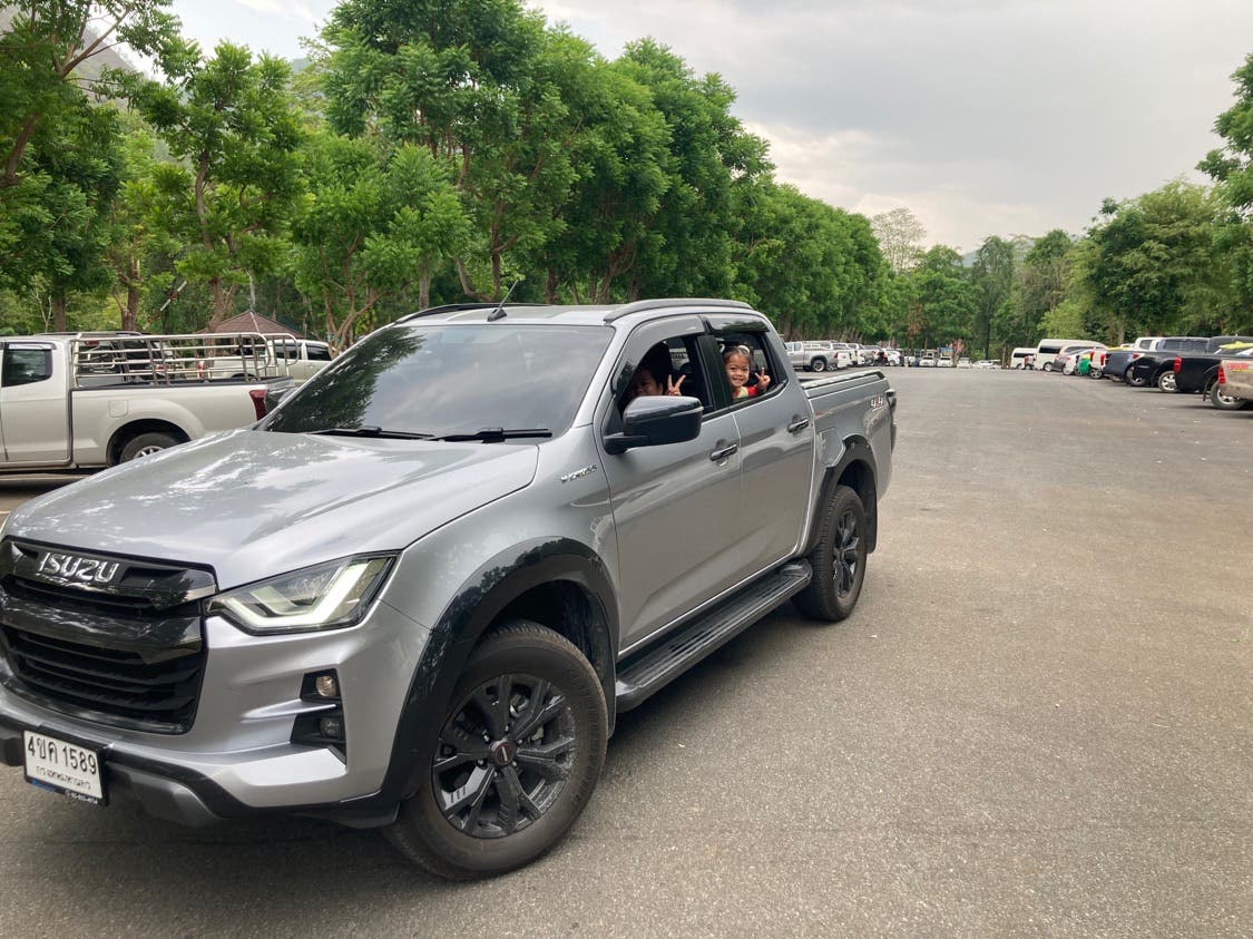 วันหยุดพาครอบครัวตะลุยเมืองกาญจนบุรี🛻🏔🌲👨‍👩‍👧‍👧