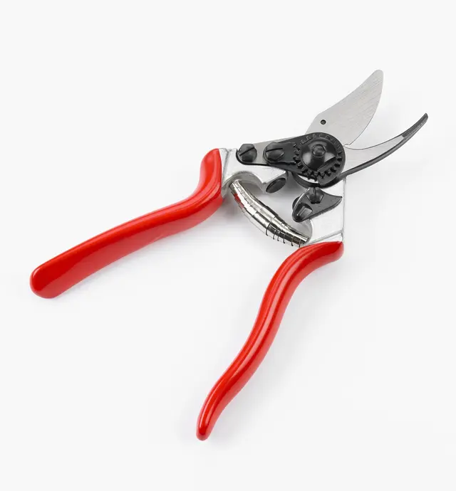 image of Felco #16 Left-Hand Pruner
