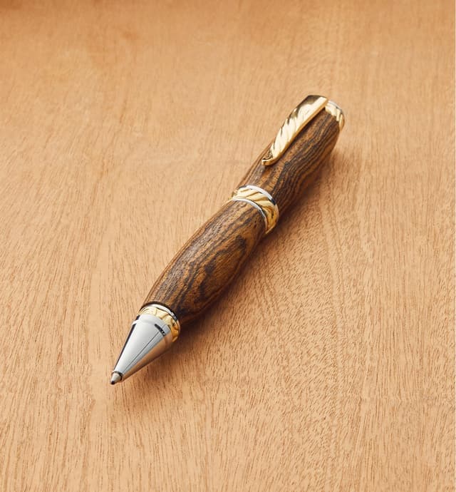 image of Ornate Extra-Large Twist (Cigar) Pen Hardware