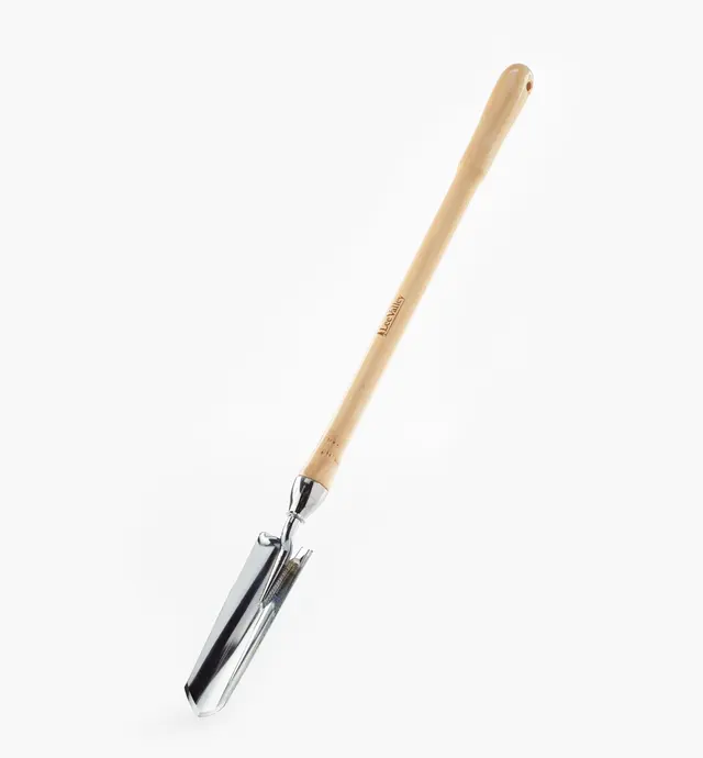 image of Lee Valley Mid-Length Bulb Planter