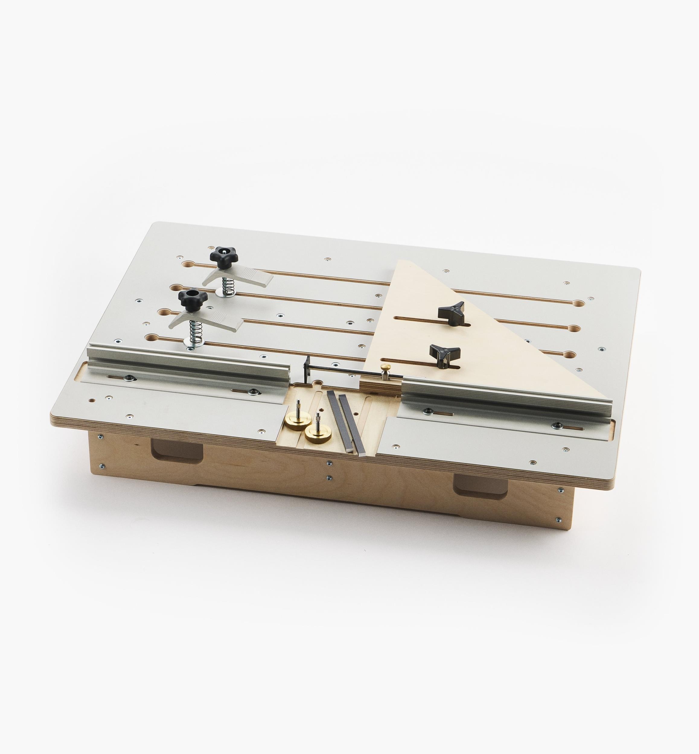 Table Veritas pour assemblage à faux tenon Domino