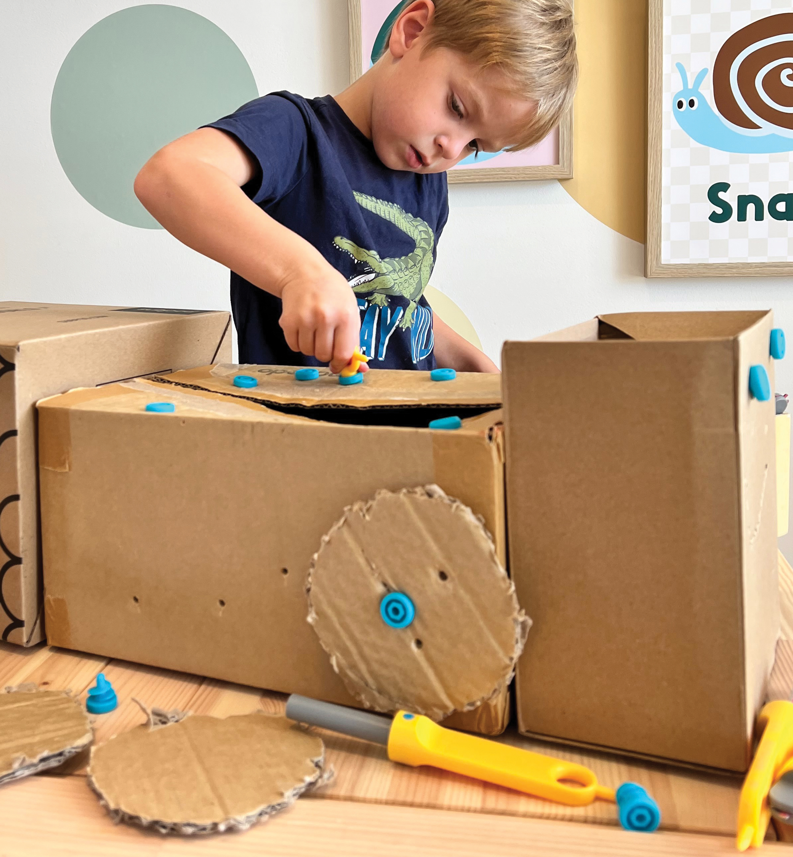Makedo Cardboard-Building System Lee Valley Tools