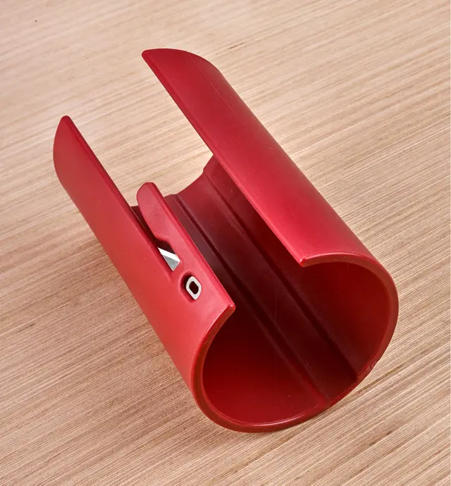 image of Couteau pour papier d'emballage