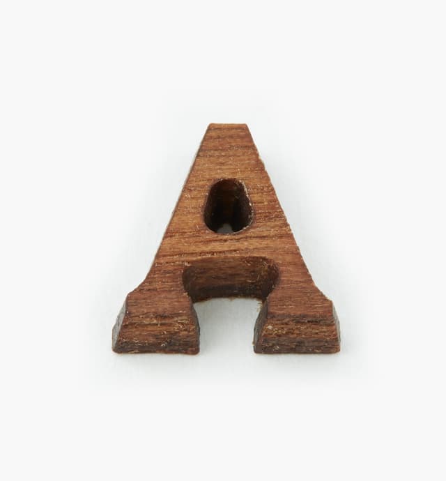 image of Lettres et chiffres en bois