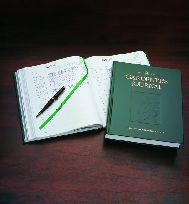 image of A Gardener's Journal – A Ten Year Chronicle of Your Garden