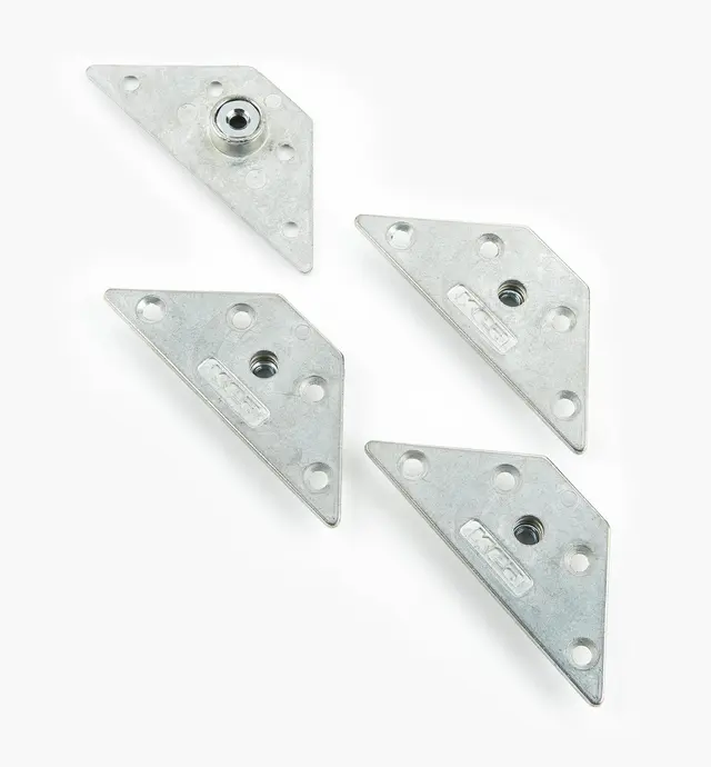 image of Plaques de fixation triangulaires pour pattes de meuble
