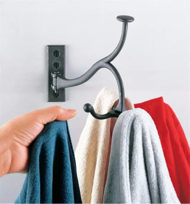 01K2602 - Swivel Coat Hook