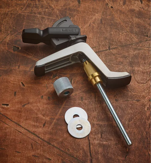 image of Leigh Bench Hold-Down Clamp