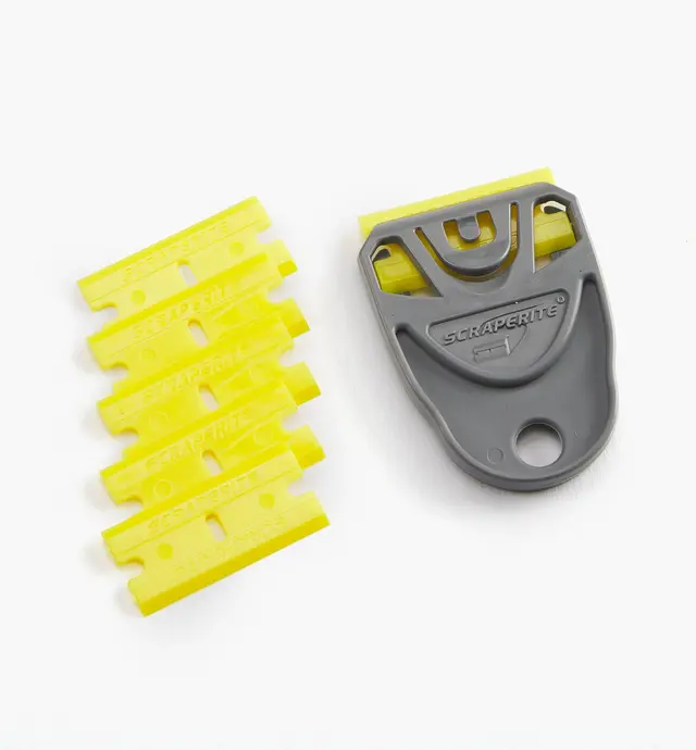 image of Petit grattoir et 6 lames de rasoir en plastique jaune