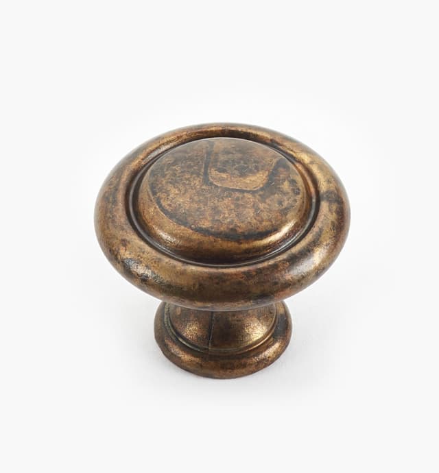 image of Ringed Hollow Knobs