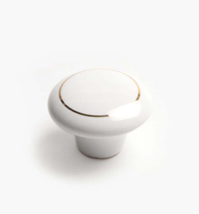 image of Gold Ring Knob